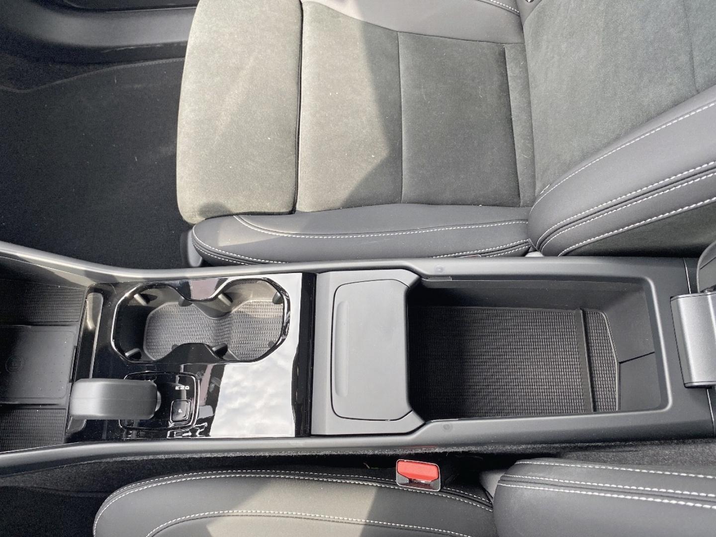 Image VOLVO Xc40 EX40 Plus  Single Extended Range  Électrique