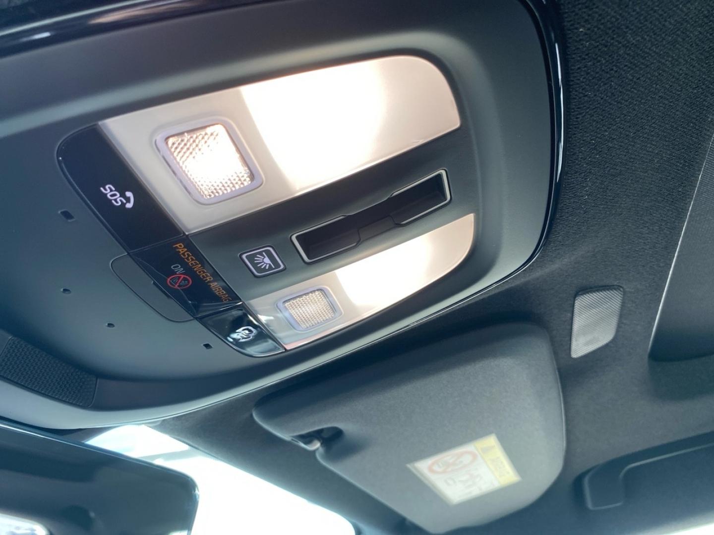 Image VOLVO Xc40 EX40 Plus  Single Extended Range  Électrique