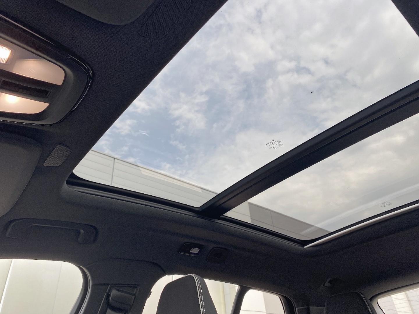 Image VOLVO Xc40 EX40 Plus  Single Extended Range  Électrique
