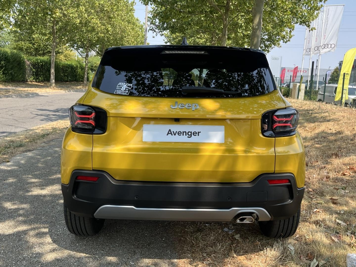 Image JEEP Avenger 1.2 Turbo T3 110ch e-Hybrid Summit BVR6