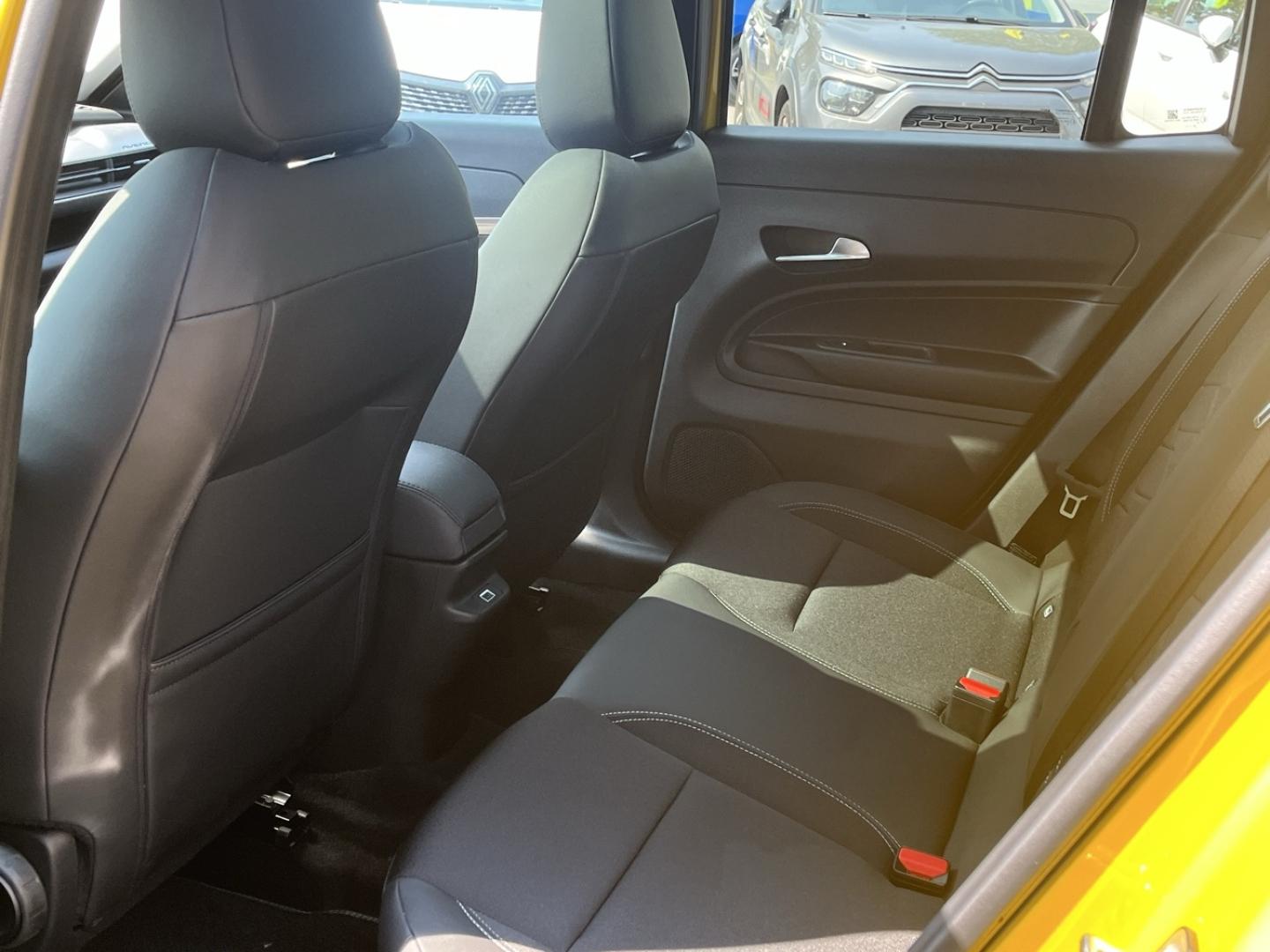 Image JEEP Avenger 1.2 Turbo T3 110ch e-Hybrid Summit BVR6
