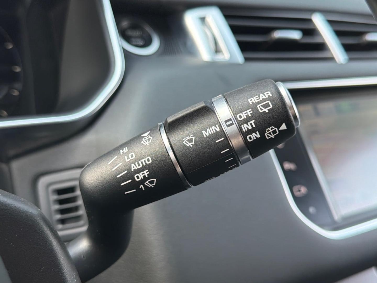 Image LAND-ROVER Range Rover Sport 3.0 SDV6 Hybride 354 HSE Mark IV