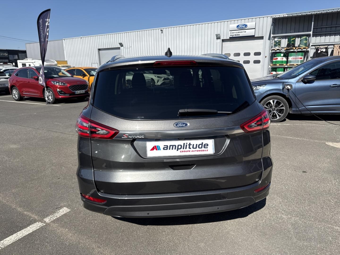 Image FORD S-MAX 2.0 EcoBlue 150ch Titanium Business