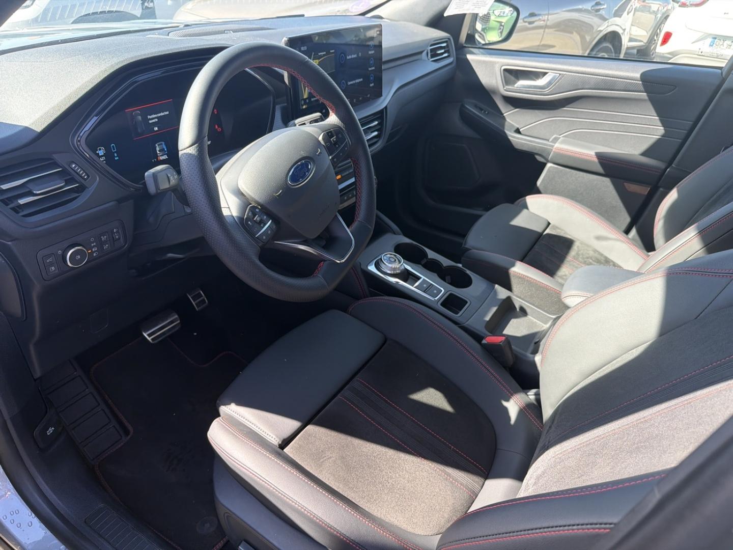 Image FORD Kuga 2.5 Duratec 243 ch Hybride Rechargeable ST-Line X Powershift