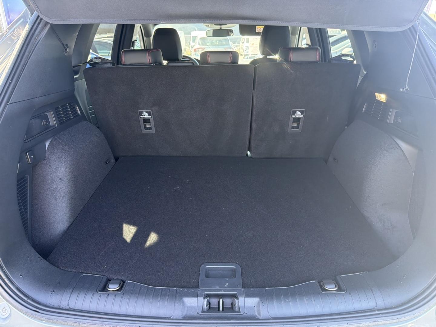 Image FORD Kuga 2.5 Duratec 243 ch Hybride Rechargeable ST-Line X Powershift