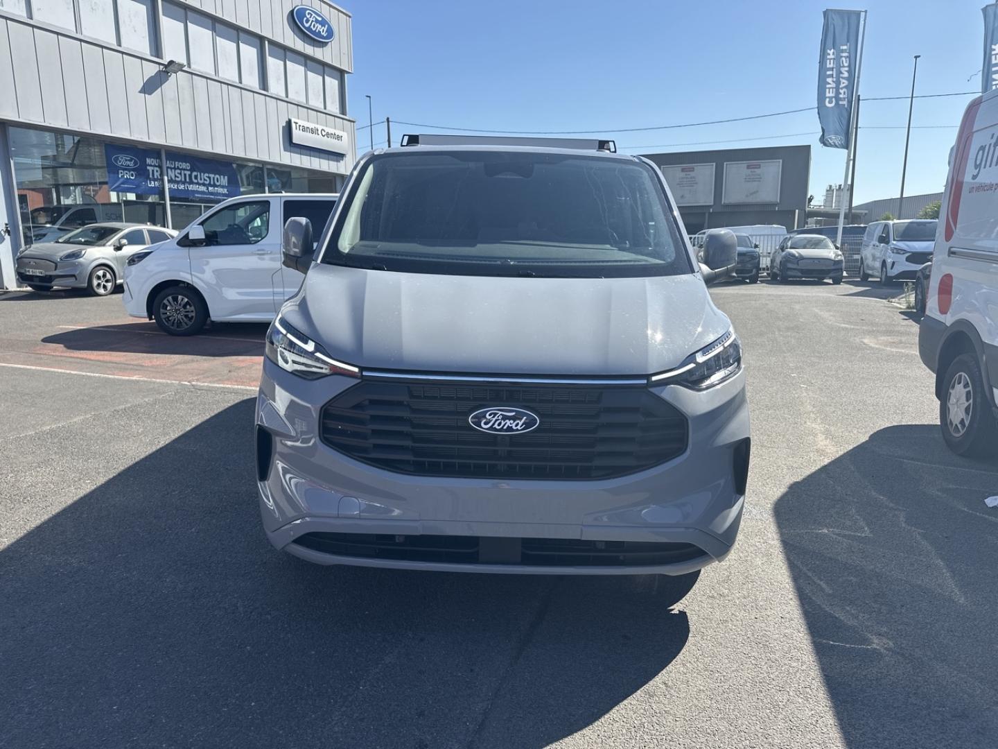 Image FORD Transit Custom Fg 320 L2H1 2.0 EcoBlue 170ch Cabine Approfondie Limited BVA8