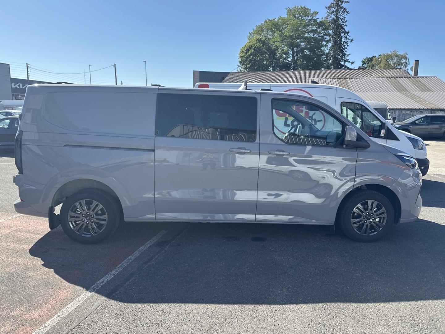 Image FORD Transit Custom Fg 320 L2H1 2.0 EcoBlue 170ch Cabine Approfondie Limited BVA8