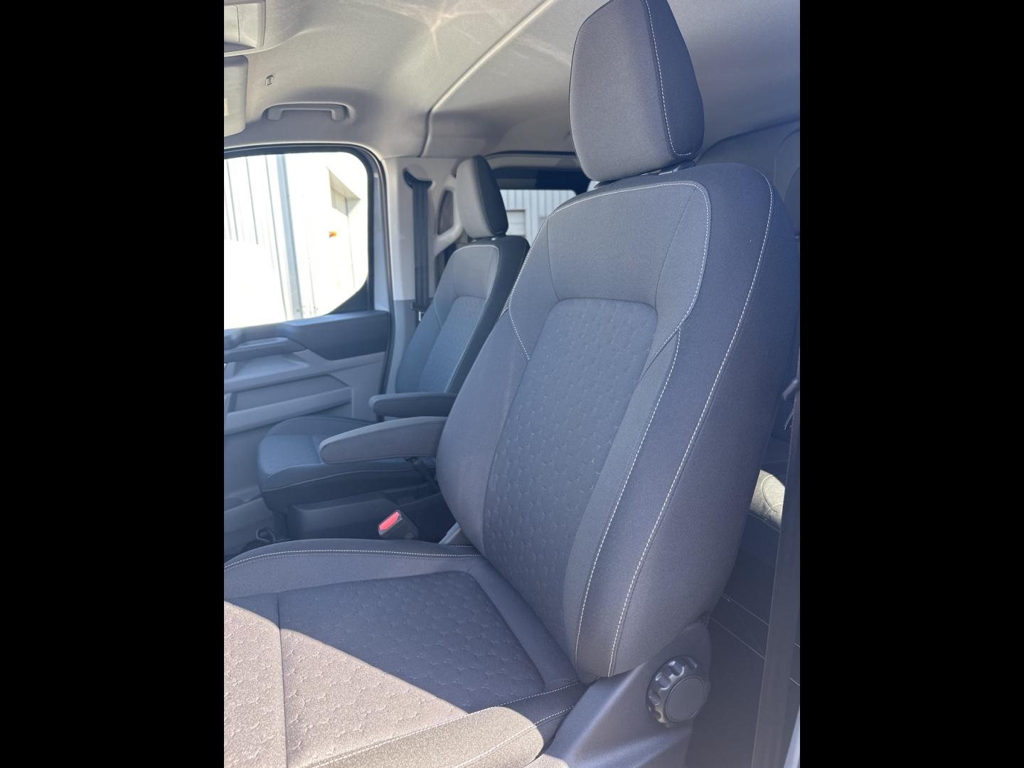 Image FORD Transit Custom Fg 320 L2H1 2.0 EcoBlue 170ch Cabine Approfondie Limited BVA8