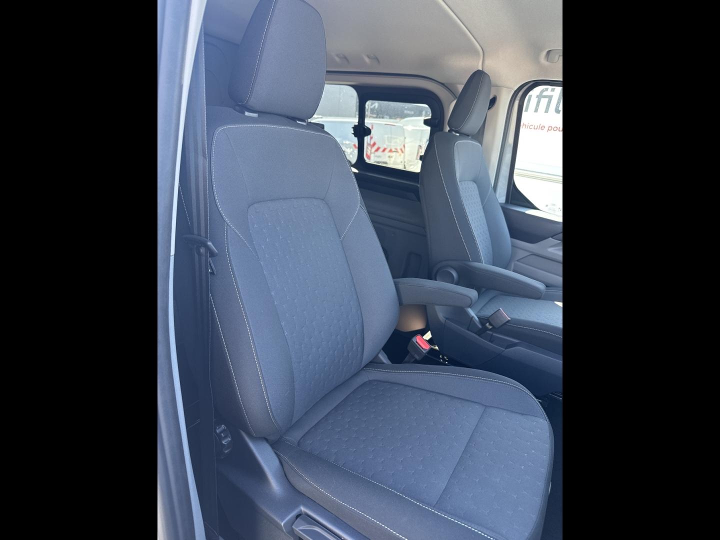 Image FORD Transit Custom Fg 320 L2H1 2.0 EcoBlue 170ch Cabine Approfondie Limited BVA8