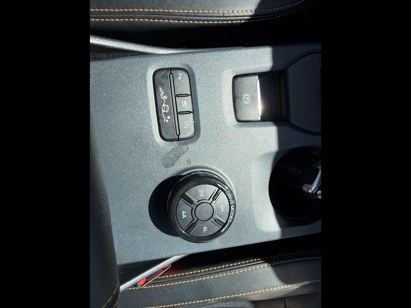 Image FORD Ranger 2.0 EcoBlue 205ch Stop&Start Super Cab Wildtrak e-4WD BVA10