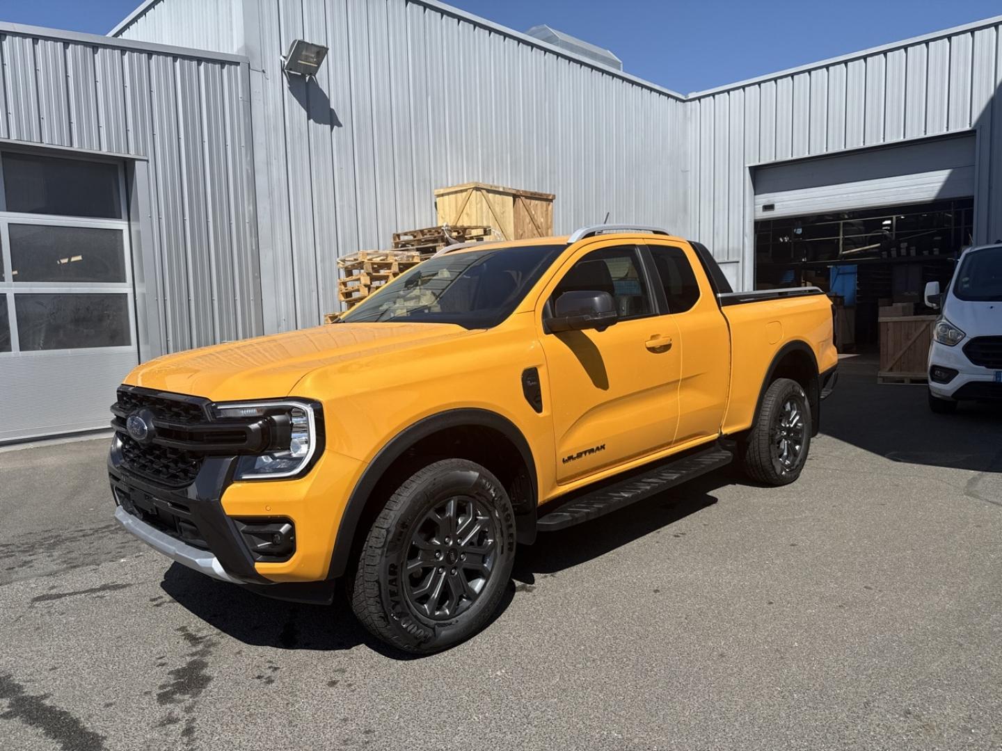Photo FORD Ranger 2.0 EcoBlue 205ch Stop&Start Super Cab Wildtrak e-4WD BVA10