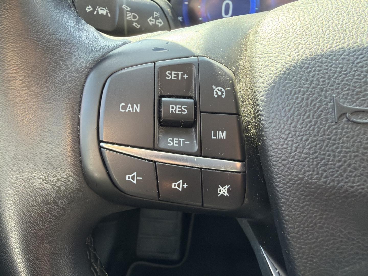 Image FORD Focus 1.0 Flexifuel mHEV 125ch Titanium X Business