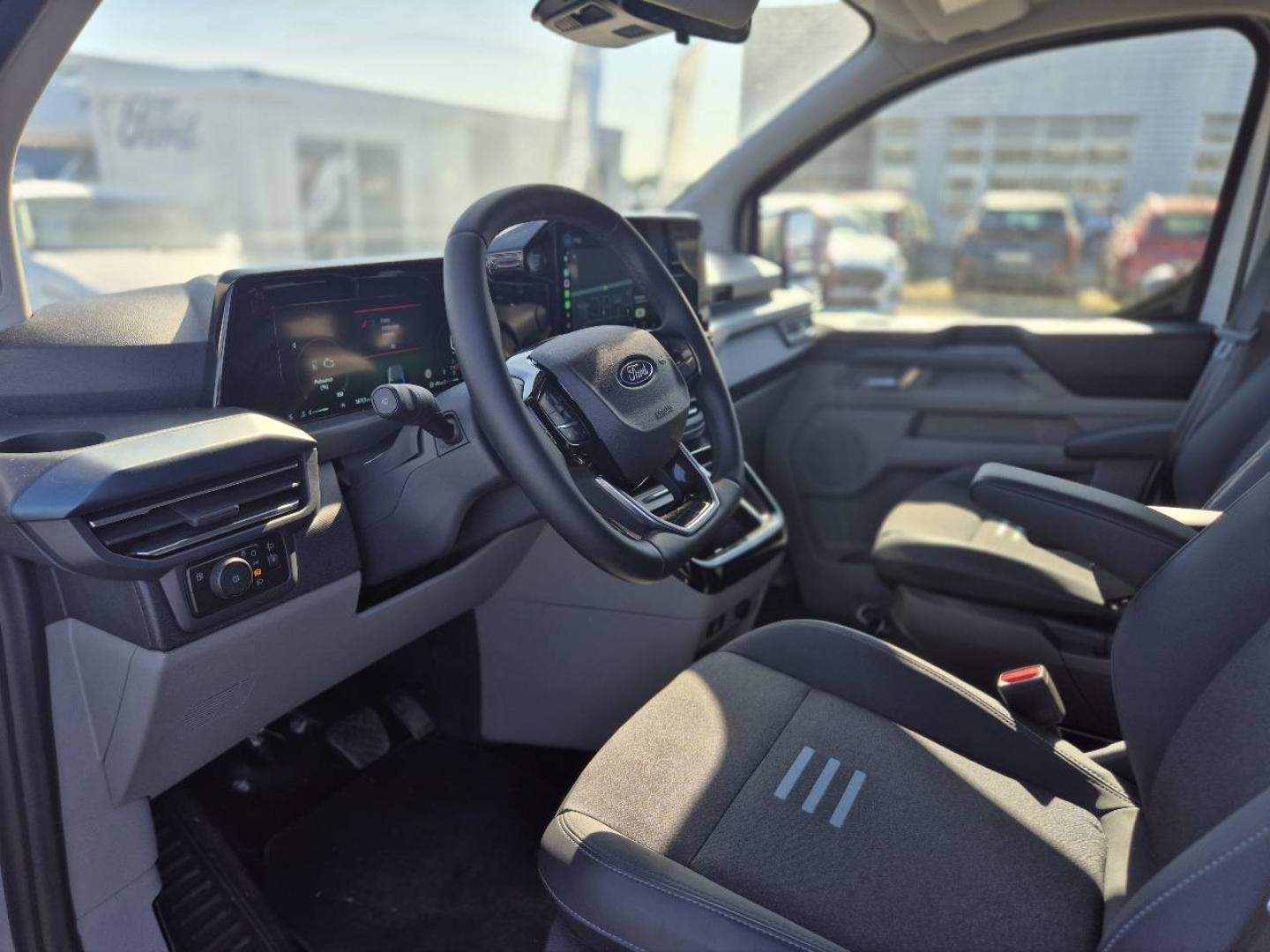 Image FORD Tourneo Custom 340 L1H1 2.5 Duratec 232ch Hybride rechargeable Active CVT