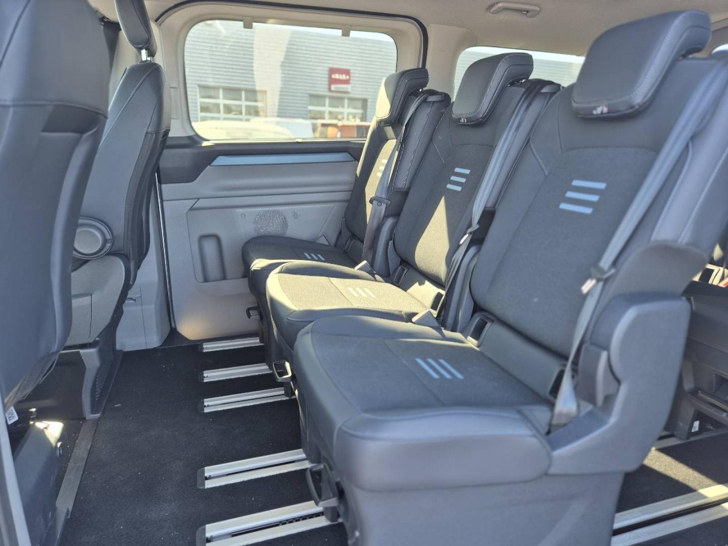 Image FORD Tourneo Custom 340 L1H1 2.5 Duratec 232ch Hybride rechargeable Active CVT