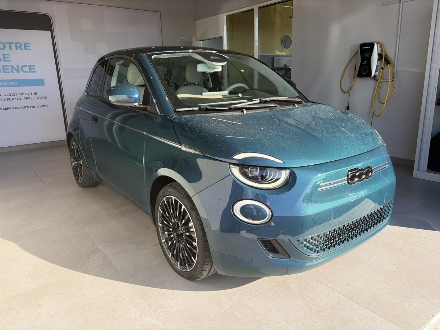 Image FIAT 500 e 118ch 3+1 42kWh La Prima