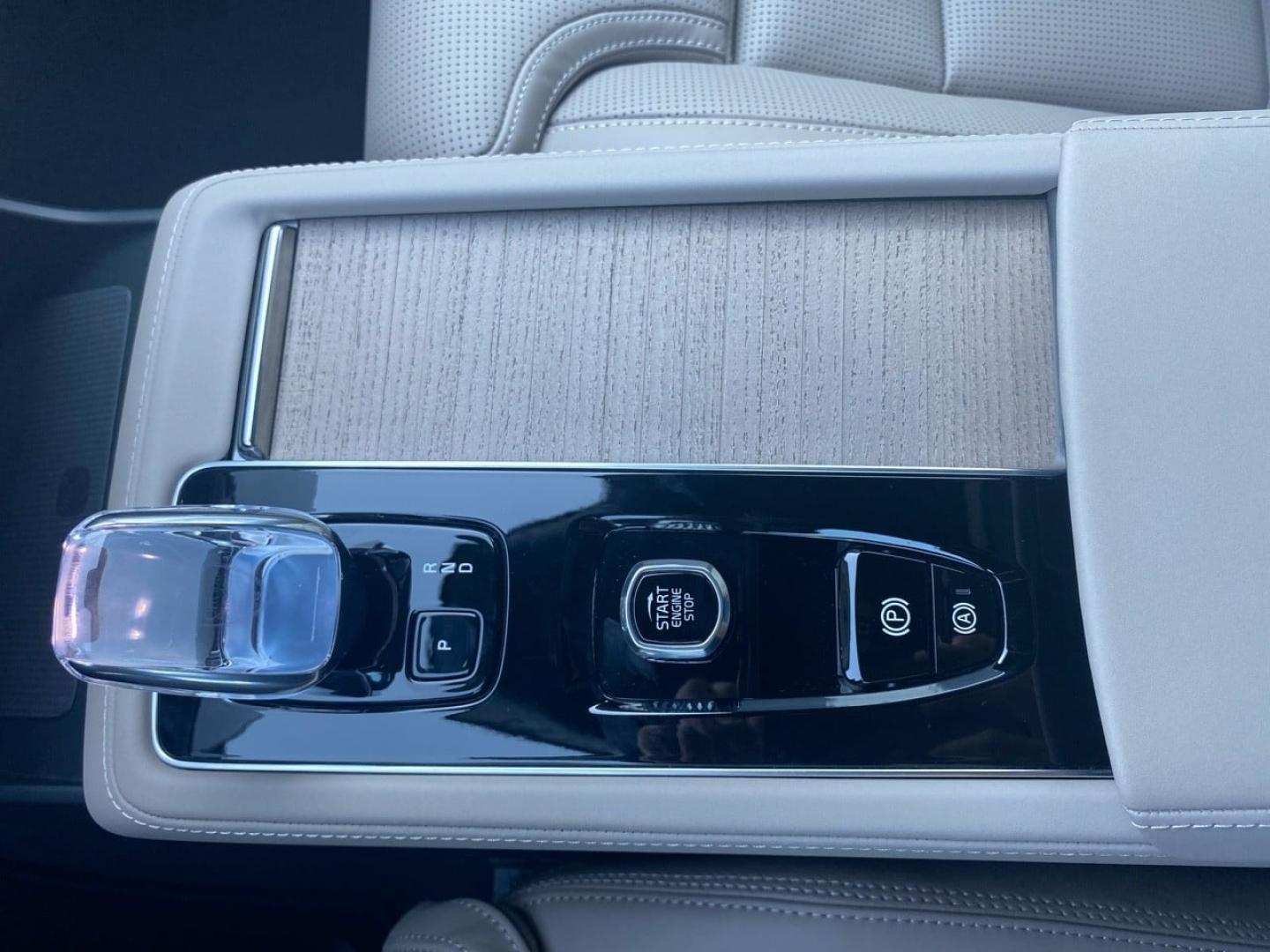 Image VOLVO Xc90 T8 AWD 310 + 145ch Ultra Style Dark Geartroni