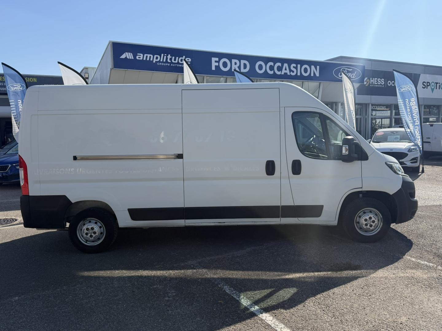 Image PEUGEOT Boxer Fg 335 L3H2 2.2 BlueHDi S&S 140ch Asphalt