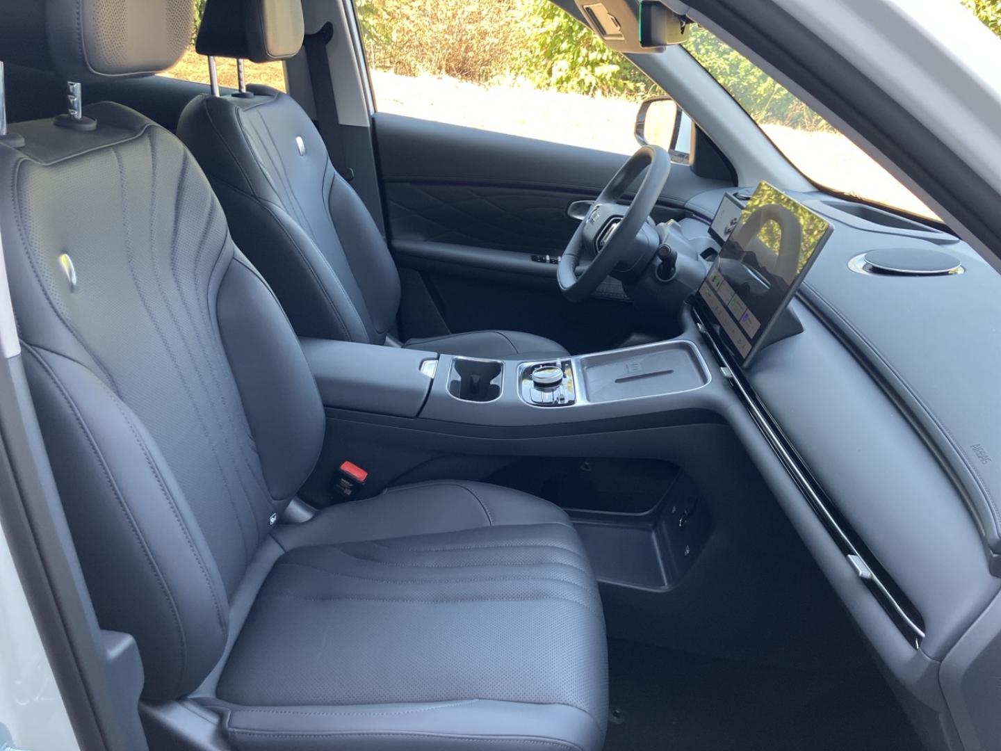 Image GEELY Starray 1.5 EM-i 99+218ch Max+