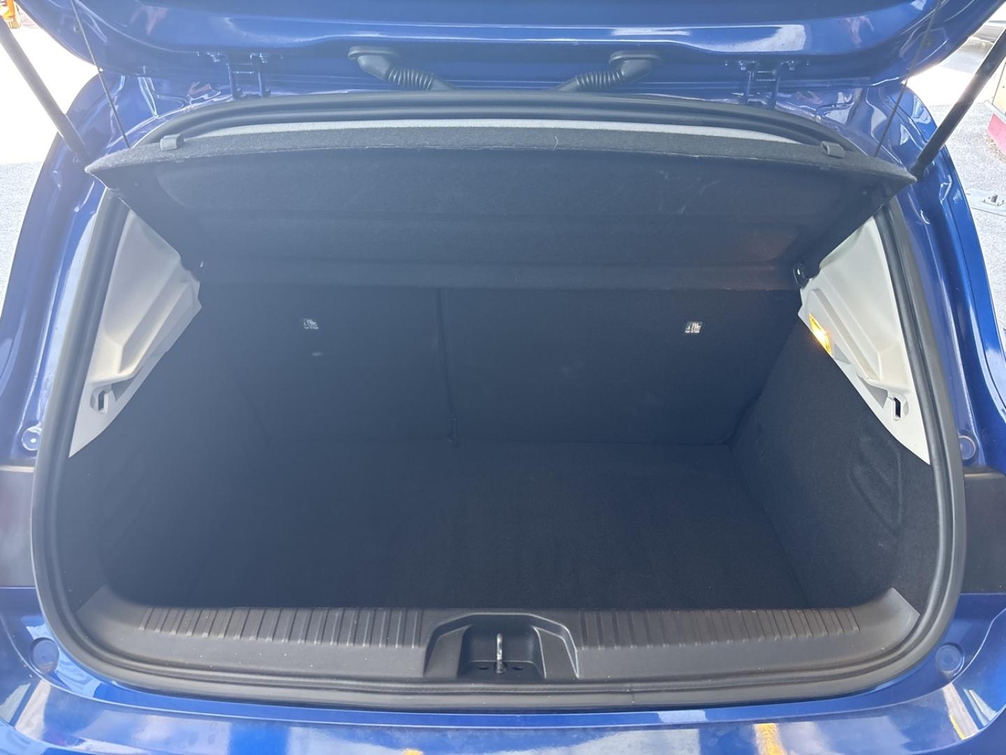 Image RENAULT Clio 1.6 E-Tech 140ch Business -21