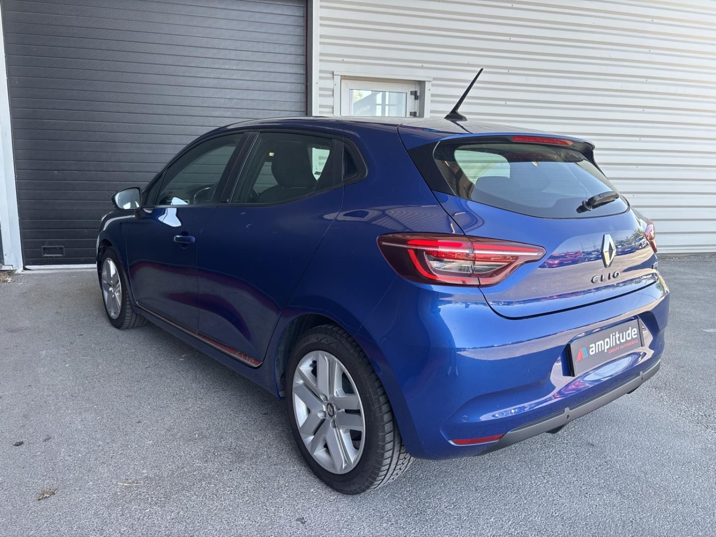 Image RENAULT Clio 1.6 E-Tech 140ch Business -21