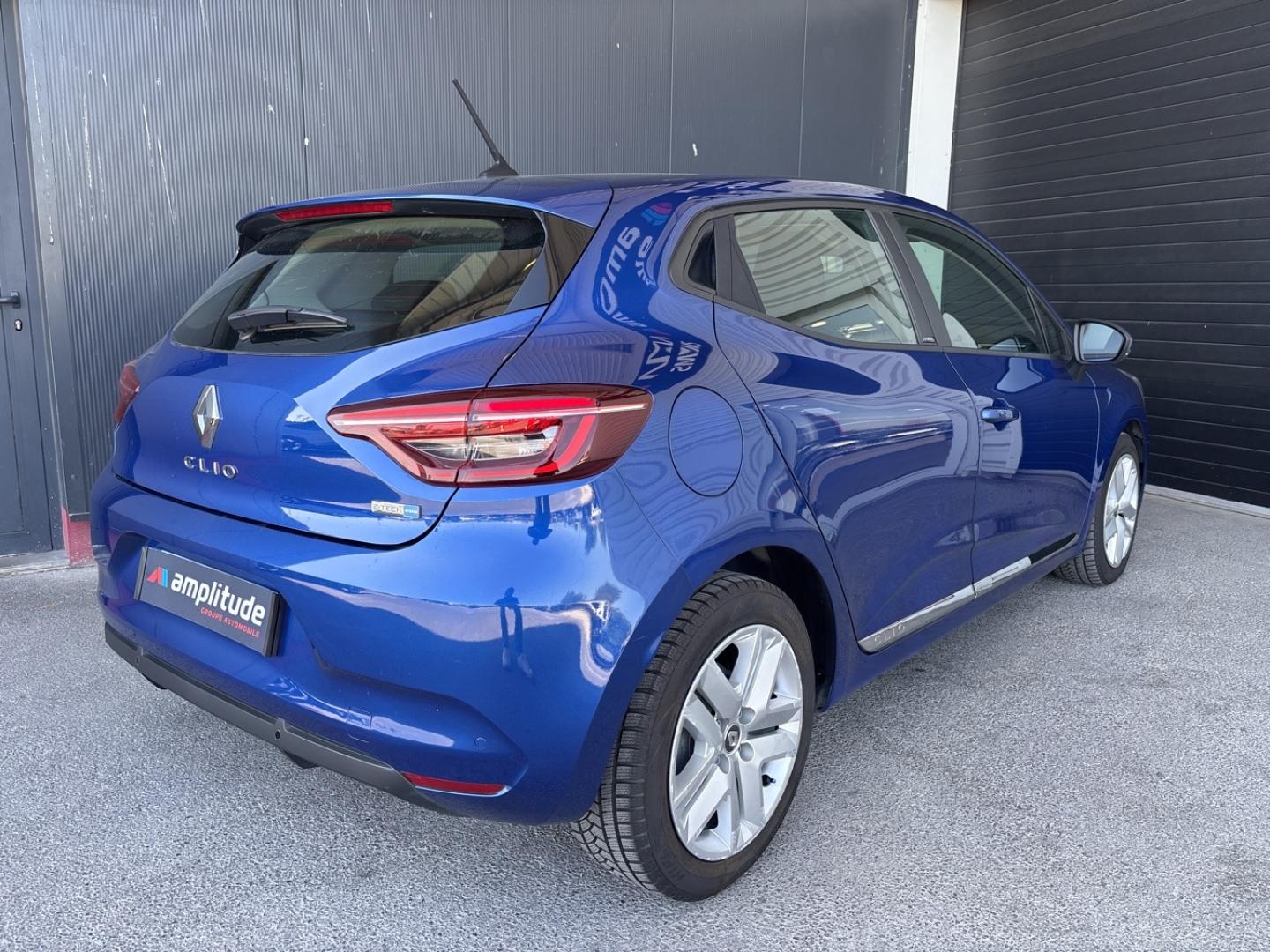 Image RENAULT Clio 1.6 E-Tech 140ch Business -21