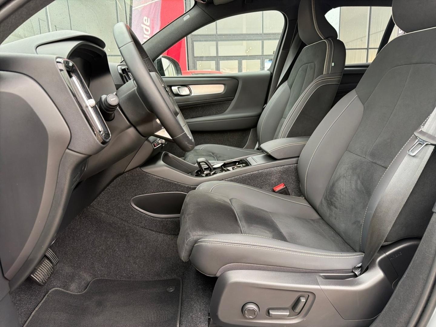Image VOLVO XC40 B3 163ch Plus DCT 7