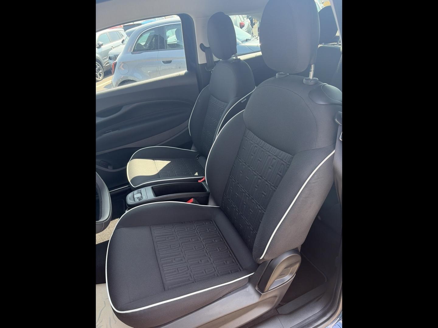 Image FIAT 500C e 118ch Pack Style MY23