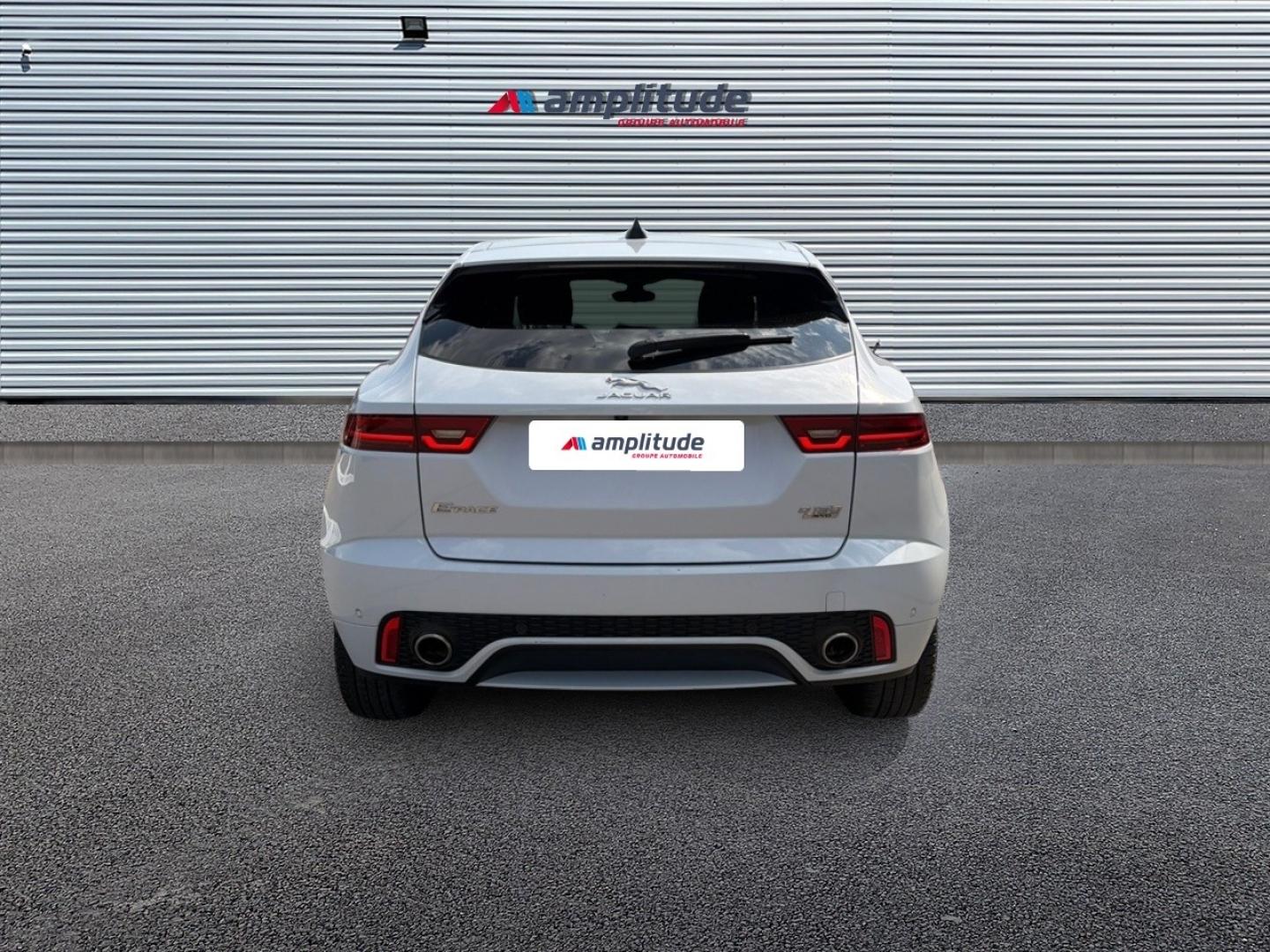 Image JAGUAR E-Pace 2.0D 150ch R-Dynamic Chequered Flag AWD BVA9