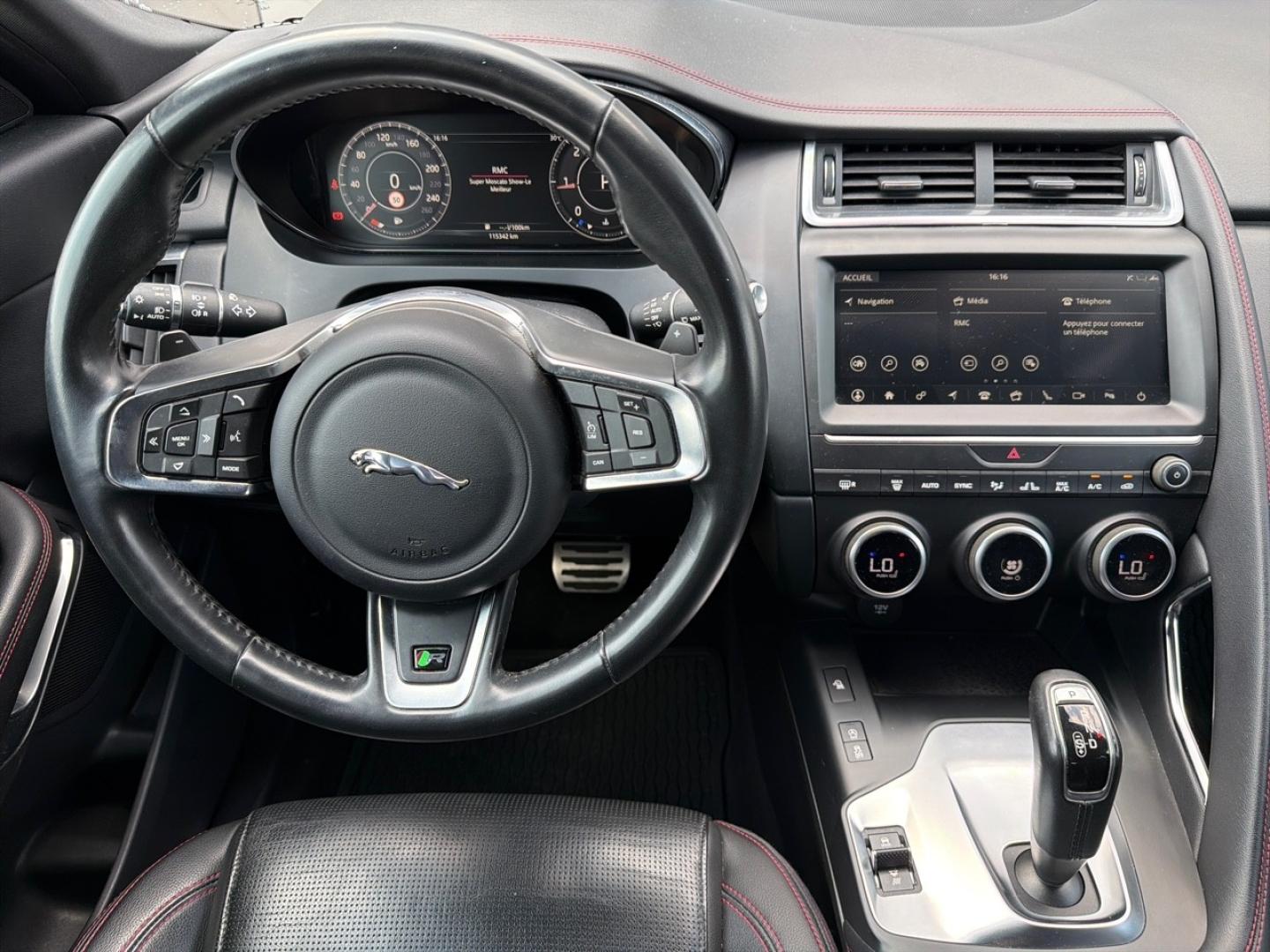 Image JAGUAR E-Pace 2.0D 150ch R-Dynamic Chequered Flag AWD BVA9