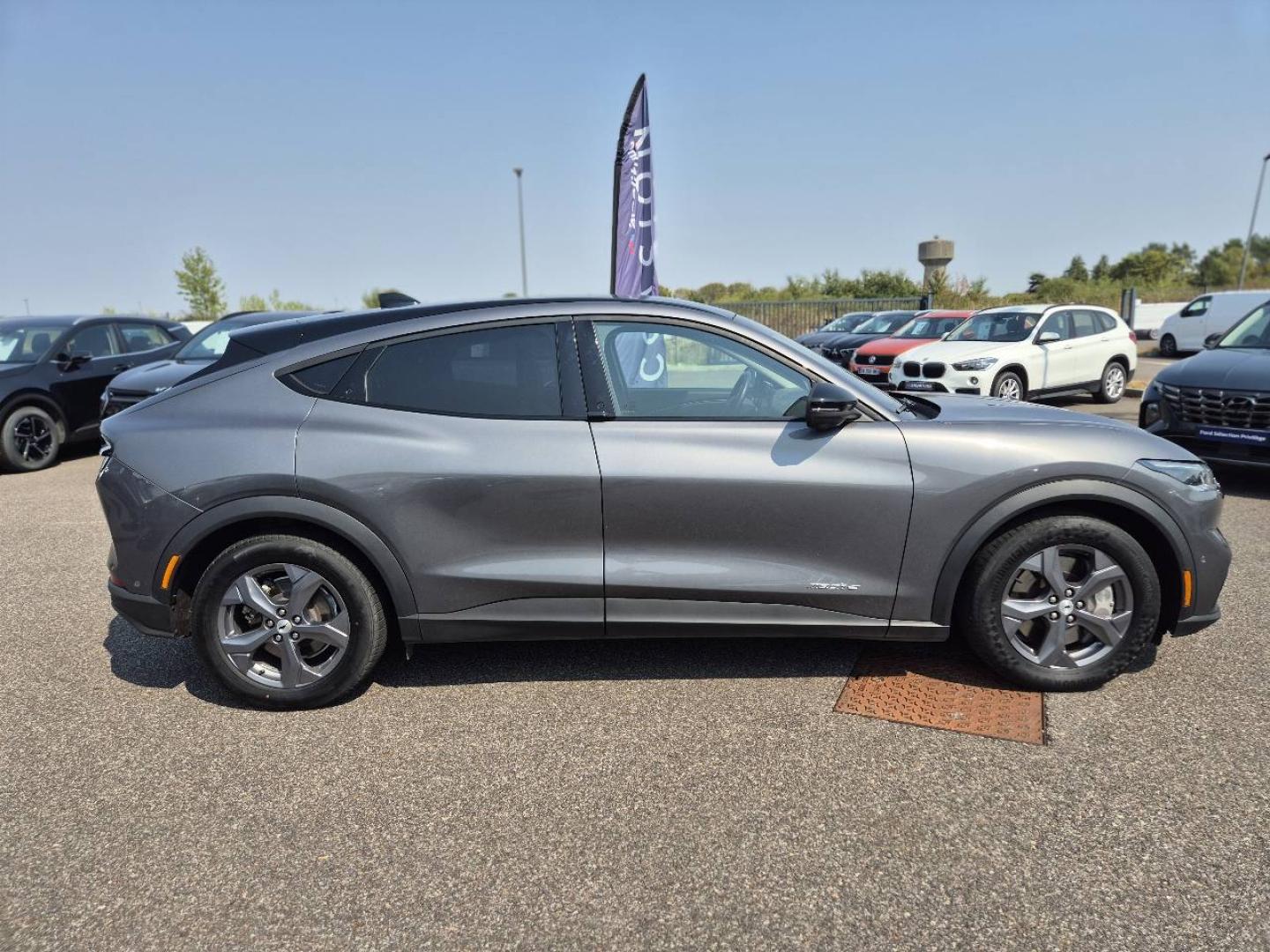 Image FORD Mustang Mach-E 269ch Standard Range 72,6kWh Mach-E Propulsion
