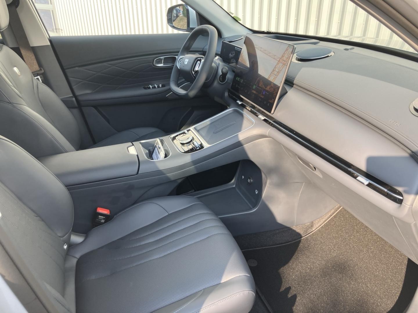 Image GEELY Starray 1.5 EM-i 99+218ch Max+