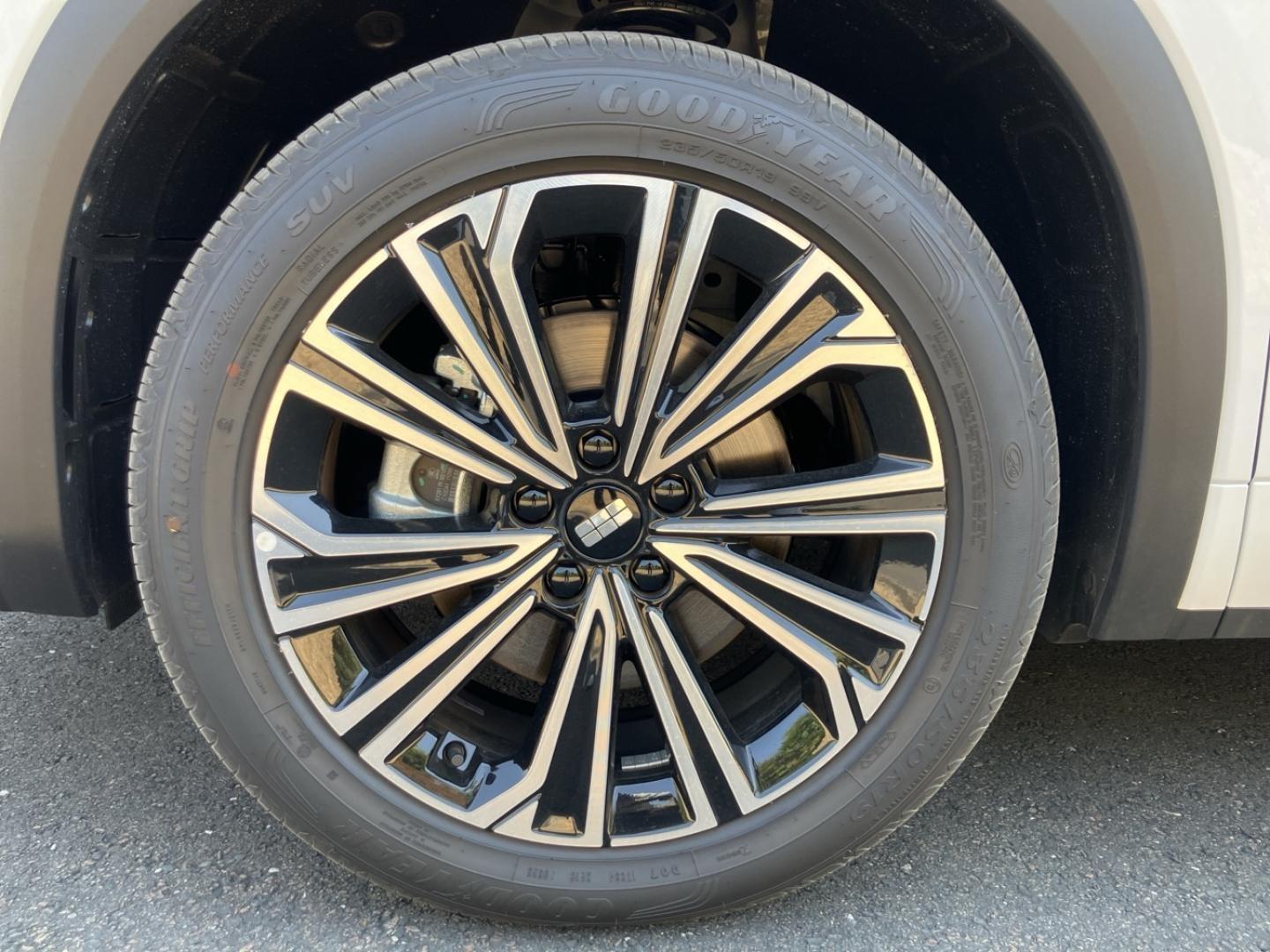 Image GEELY Starray 1.5 EM-i 99+218ch Max+