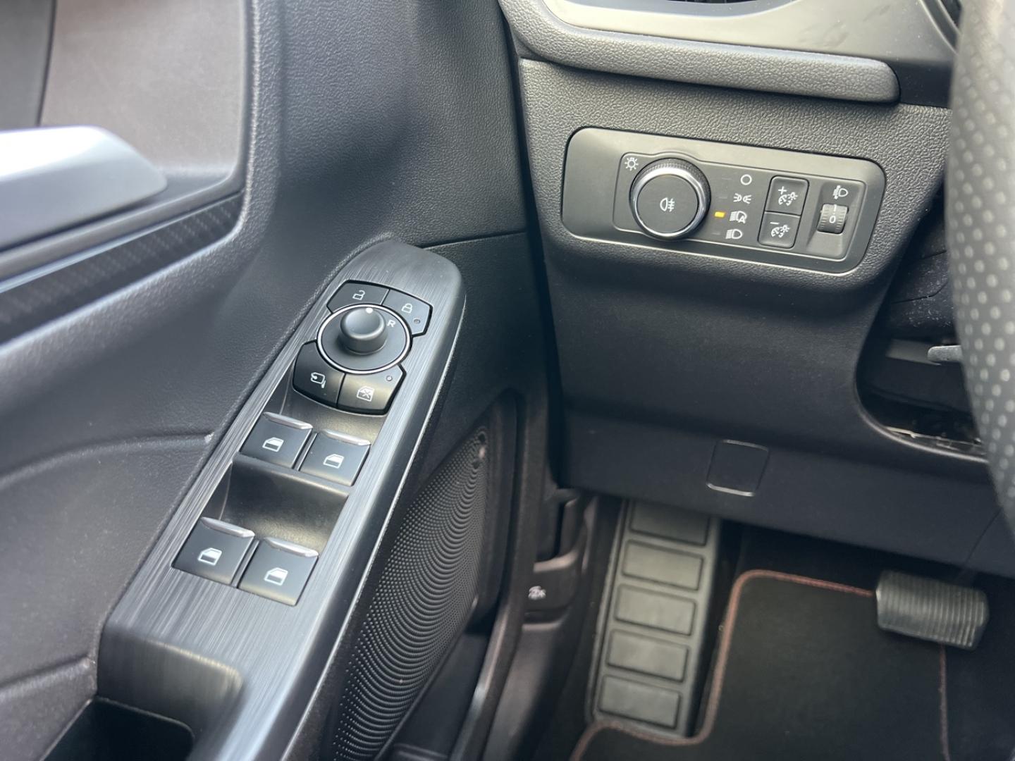 Image FORD Kuga 2.5 Duratec 180ch Hybrid FlexiFuel ST-Line Powershift