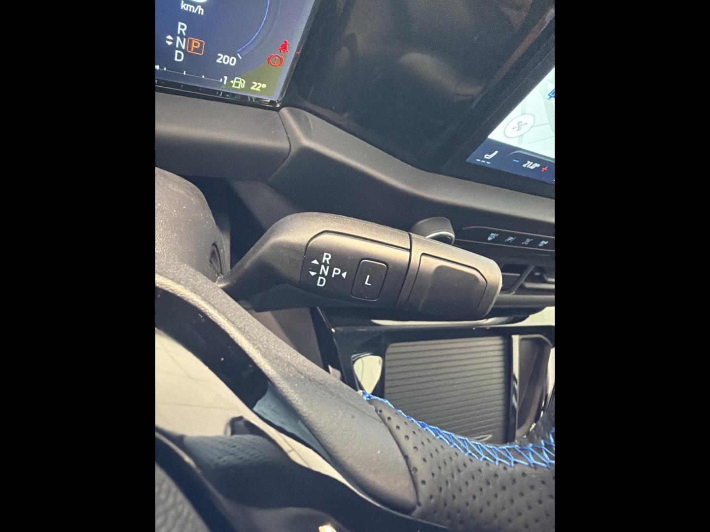 Image FORD Transit Custom Fg 320 L1H1 2.5 Duratec 232ch Hybride rechargeable MS-RT CVT