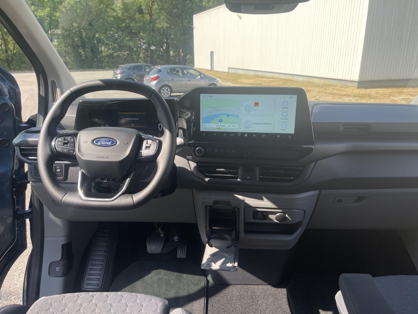 Image FORD Tourneo Custom 340 L1H1 2.5 Duratec 232ch Hybride rechargeable Titanium CVT