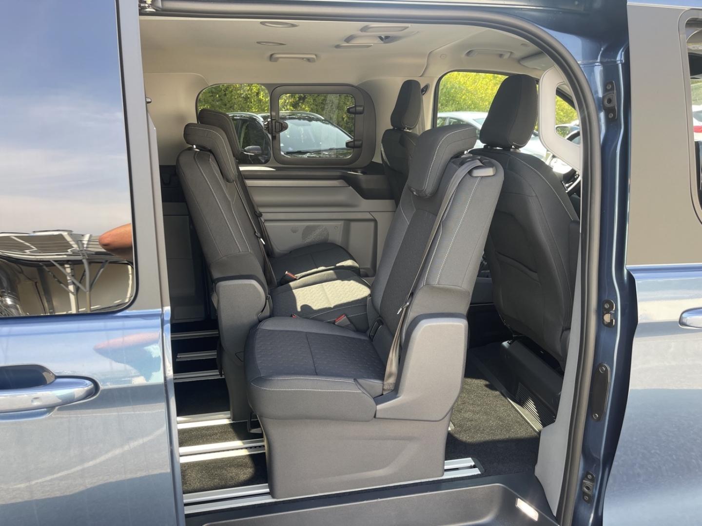 Image FORD Tourneo Custom 340 L1H1 2.5 Duratec 232ch Hybride rechargeable Titanium CVT