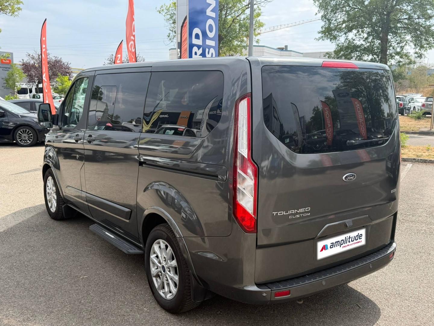 Image FORD Tourneo Custom 310 L1H1 2.0 EcoBlue 130ch Titanium X BVA Euro6.2 8 PLACES