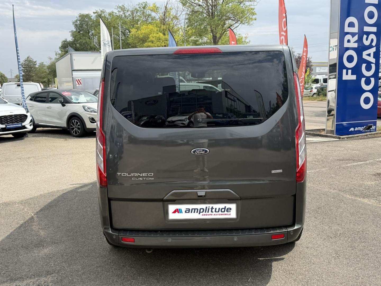 Image FORD Tourneo Custom 310 L1H1 2.0 EcoBlue 130ch Titanium X BVA Euro6.2 8 PLACES