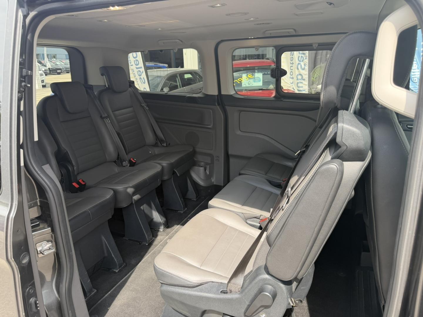 Image FORD Tourneo Custom 310 L1H1 2.0 EcoBlue 130ch Titanium X BVA Euro6.2 8 PLACES