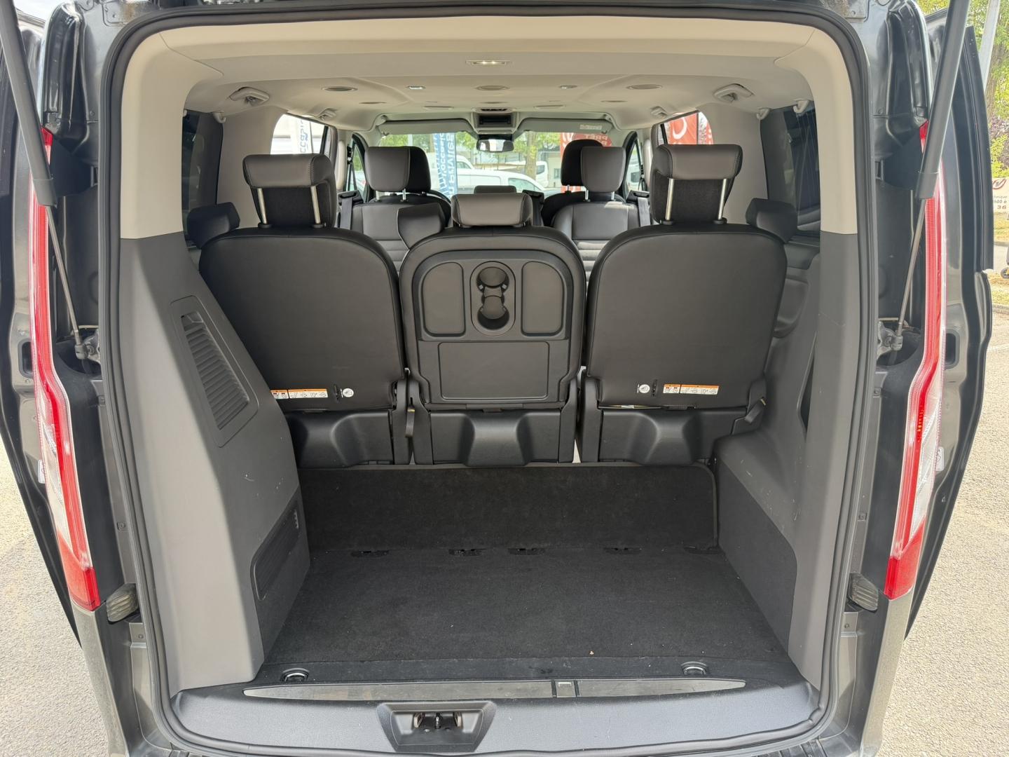 Image FORD Tourneo Custom 310 L1H1 2.0 EcoBlue 130ch Titanium X BVA Euro6.2 8 PLACES