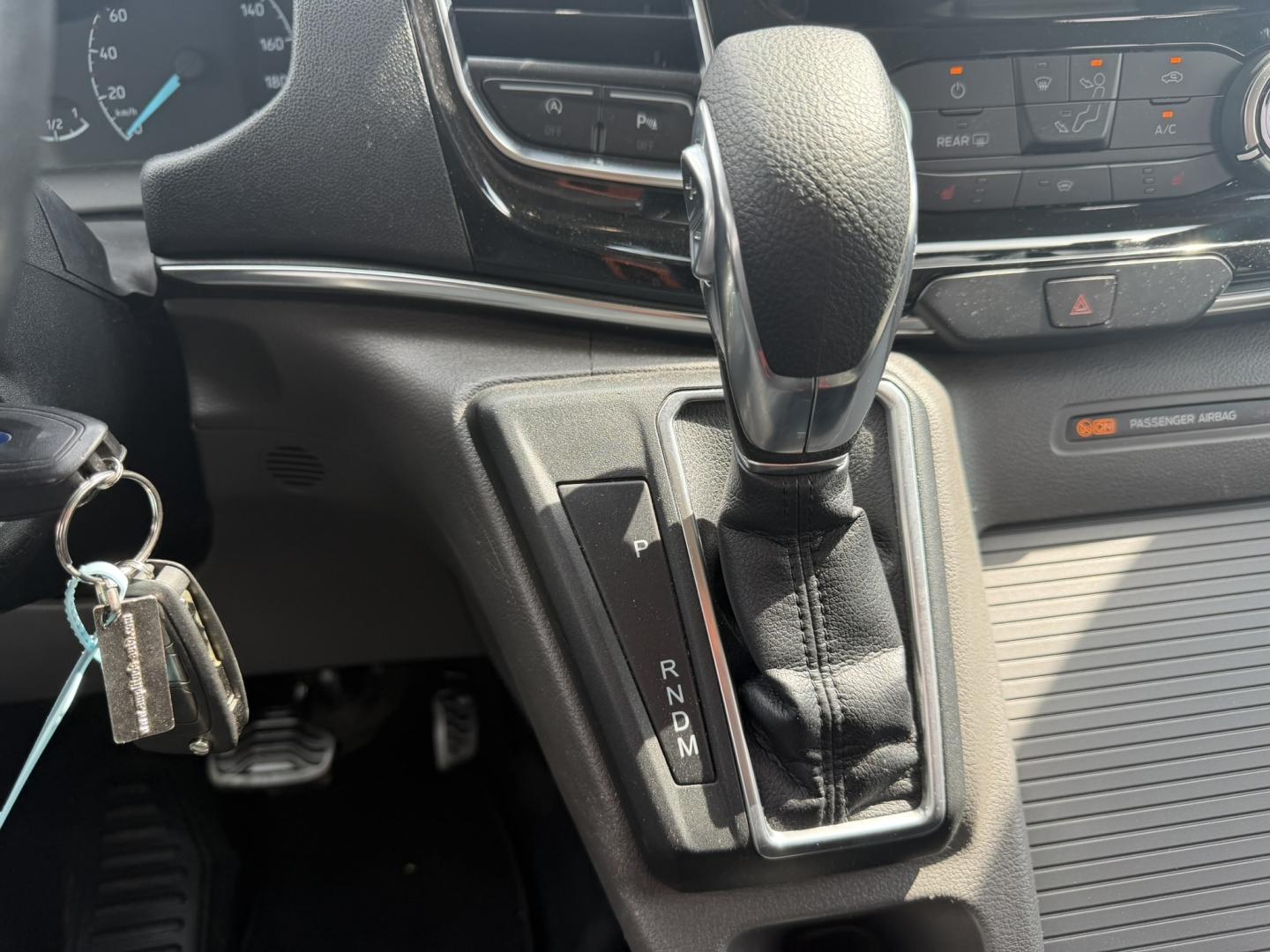 Image FORD Tourneo Custom 310 L1H1 2.0 EcoBlue 130ch Titanium X BVA Euro6.2 8 PLACES