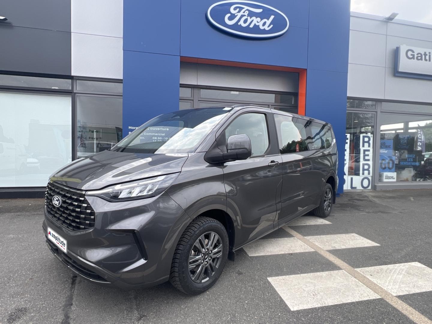 Photo FORD Tourneo Custom 320 L2H1 2.0 EcoBlue 150ch Titanium