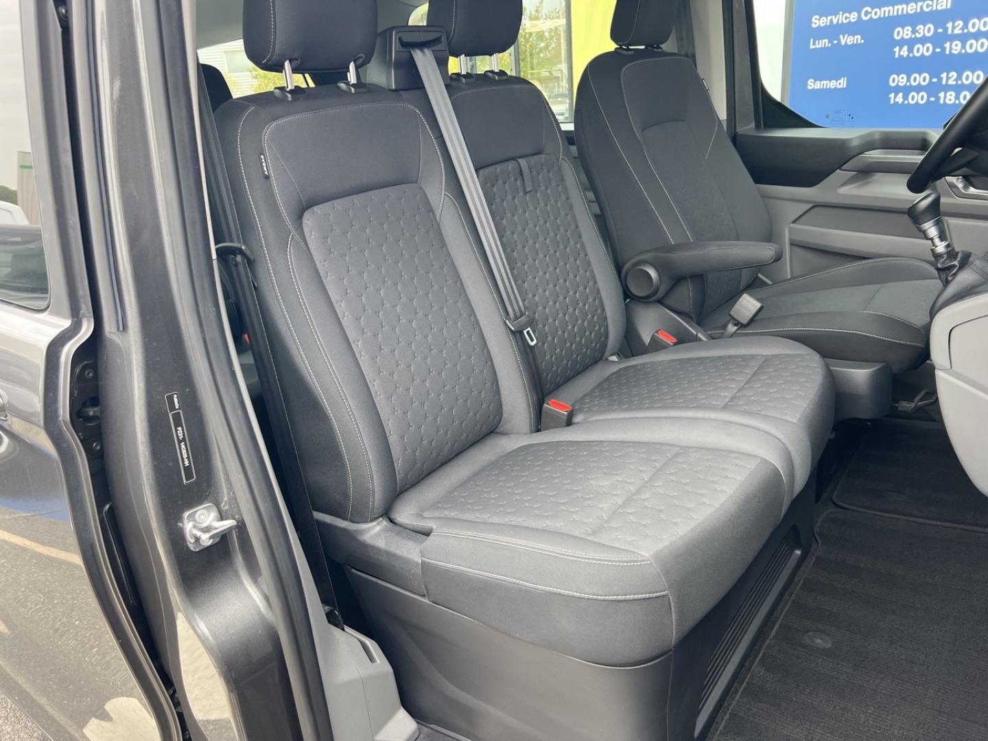 Image FORD Tourneo Custom 320 L2H1 2.0 EcoBlue 150ch Titanium