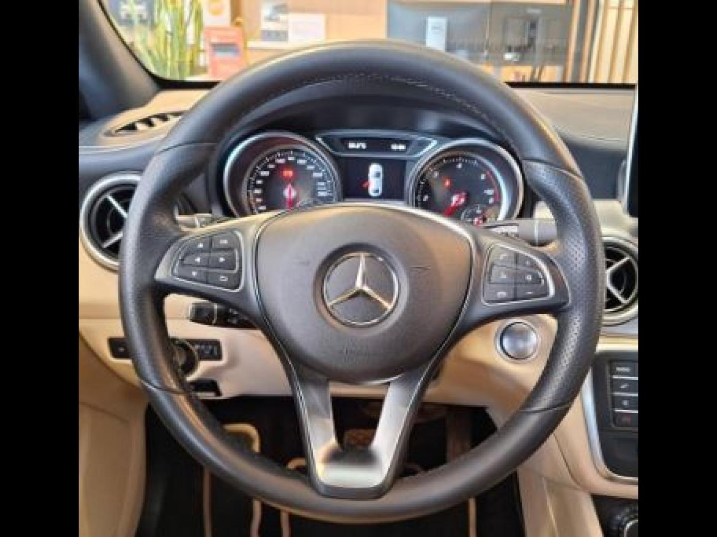 Image MERCEDES-BENZ CLA 180 d Inspiration 7G-DCT