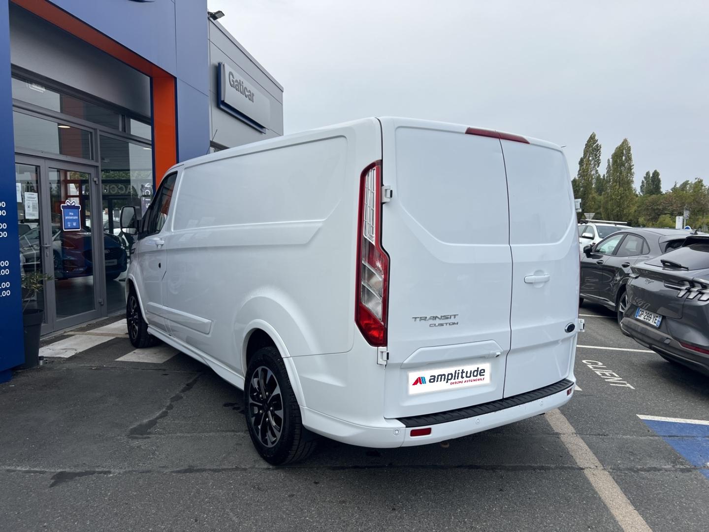 Image FORD Transit Custom Fg 290 L2H1 2.0 EcoBlue 170 Sport - 18