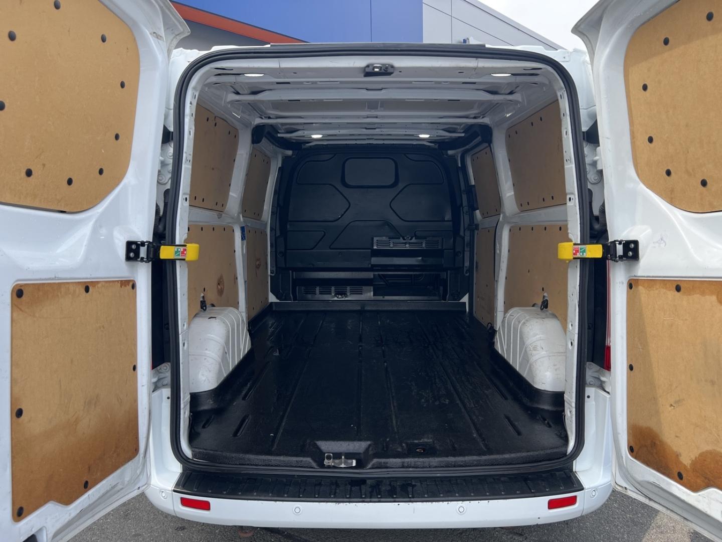 Image FORD Transit Custom Fg 290 L2H1 2.0 EcoBlue 170 Sport - 18