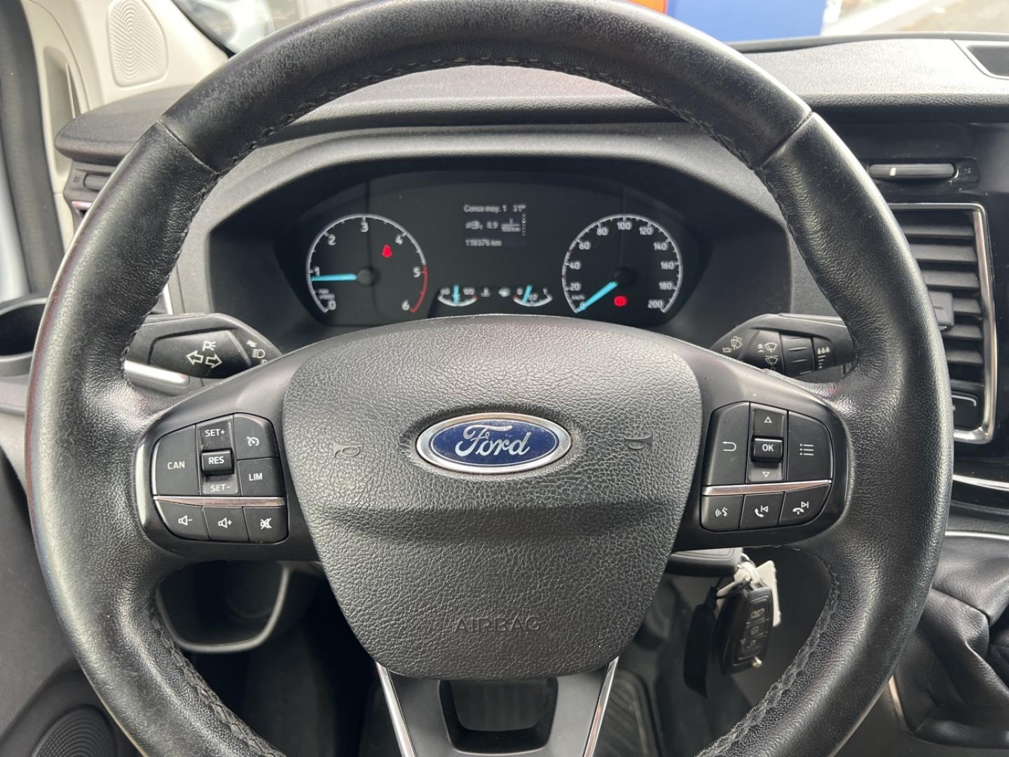 Image FORD Transit Custom Fg 290 L2H1 2.0 EcoBlue 170 Sport - 18