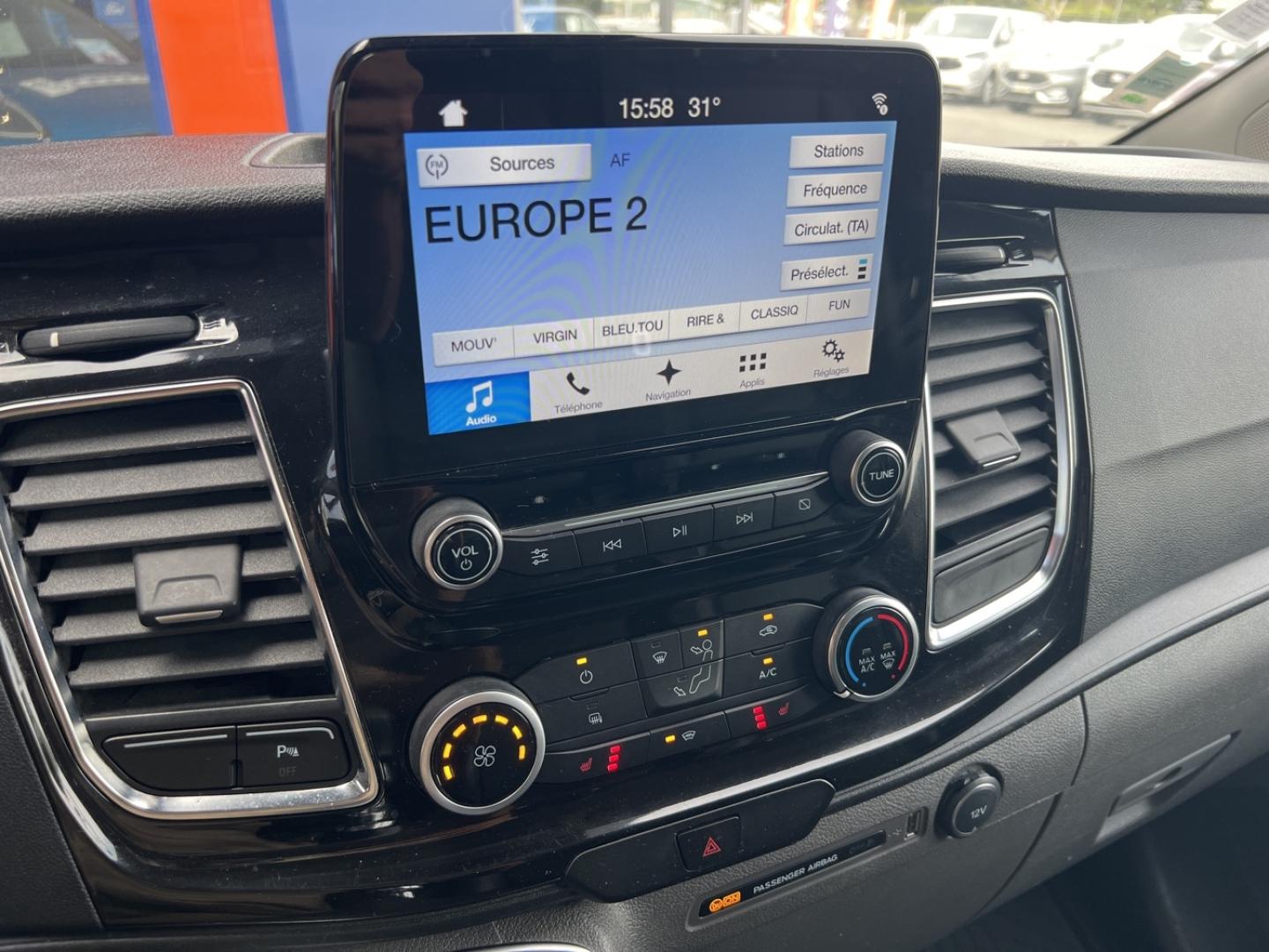 Image FORD Transit Custom Fg 290 L2H1 2.0 EcoBlue 170 Sport - 18