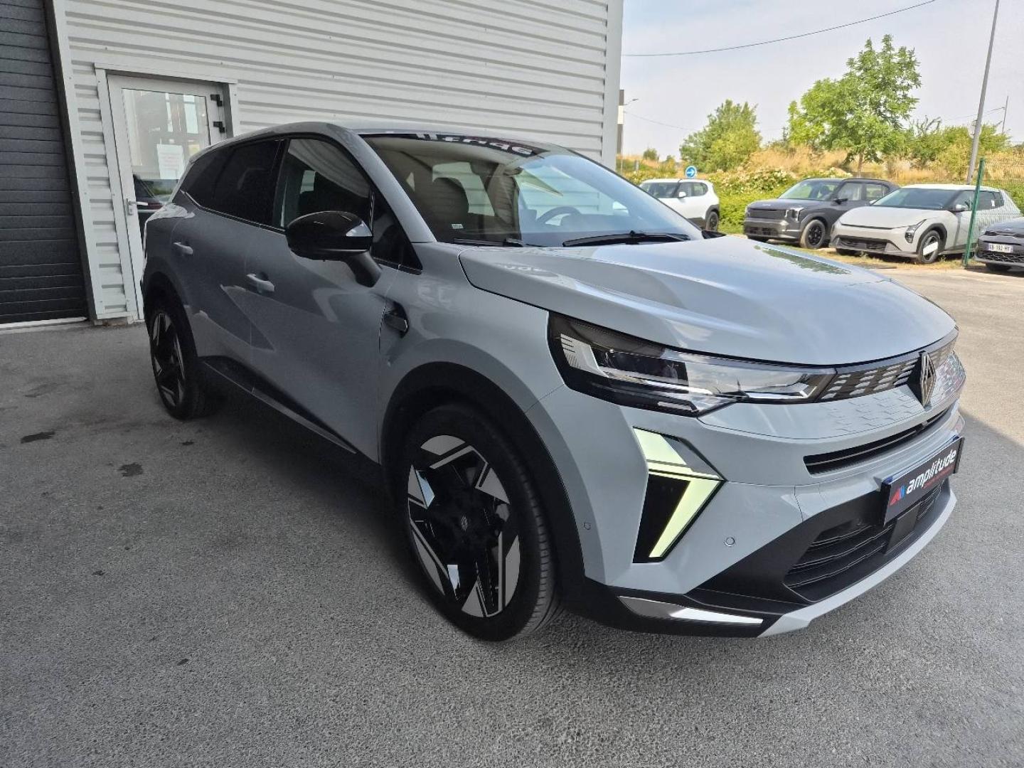 Image RENAULT Symbioz 1.8 E-Tech full hybrid 160ch Iconic - 26