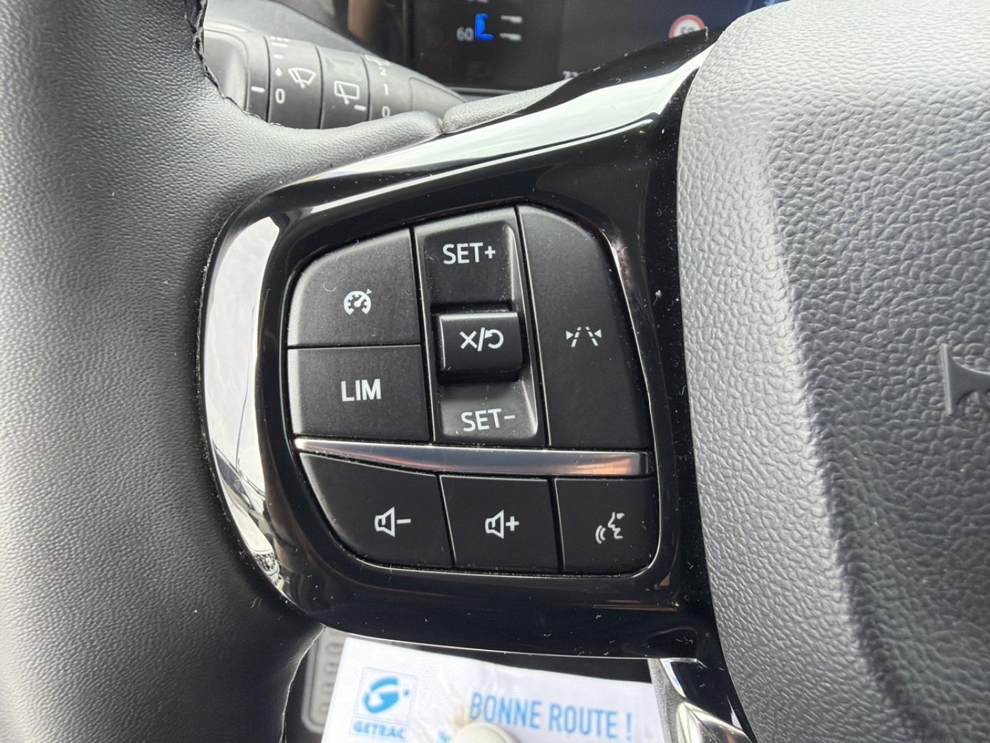 Image FORD Tourneo Custom 320 L2H1 2.0 EcoBlue 150 ch Titanium